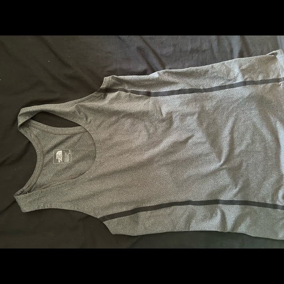 The north face medium tank - Picture 2 of 2
